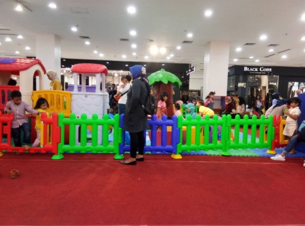 Tips Agar Anak-anak Aman Bermain di Playground Mall yang menjamin keamanan dan kenyamanan anak